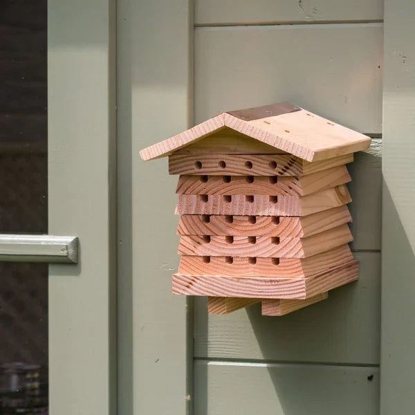 BeeTreasure - Wild Bee Hotel